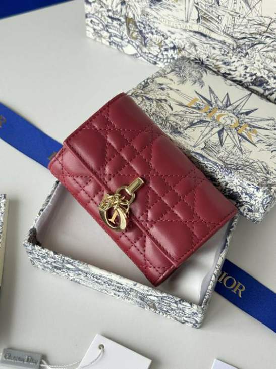 Picture of Dior Wallets _SKUfw239236374fw